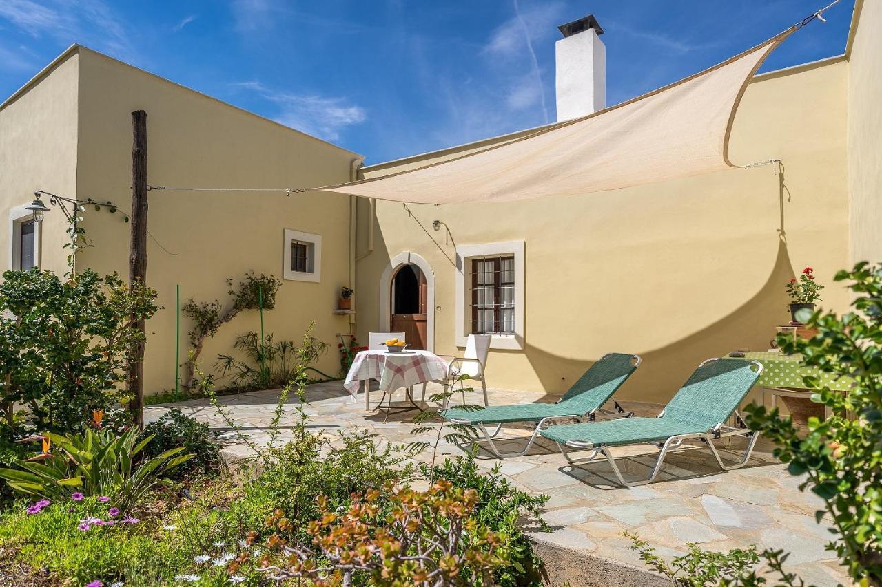 Apartamento Carissa House In Crete Sitía Exterior foto